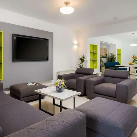 Apartment Four Brothers - Exclusive