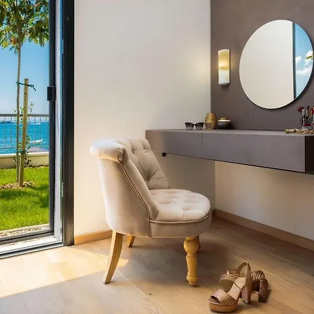 Apartment Four Brothers - Exclusive Podstrana