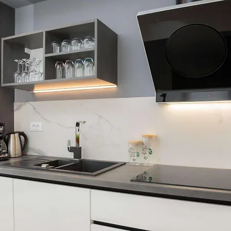 Apartment Four Brothers - Exclusive Podstrana