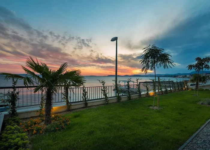 Four Brothers - Exclusive * Ποντστράνα